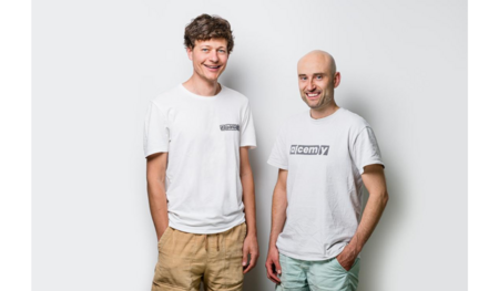 © Startbase GmbH